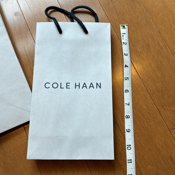 Cole Haan 3 Gift Bags - Picture 3 of 5